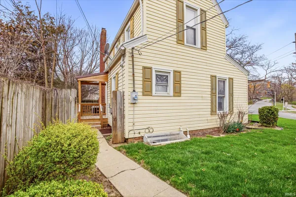$112,000 | 229 West Spencer Avenue, Marion, IN 46952