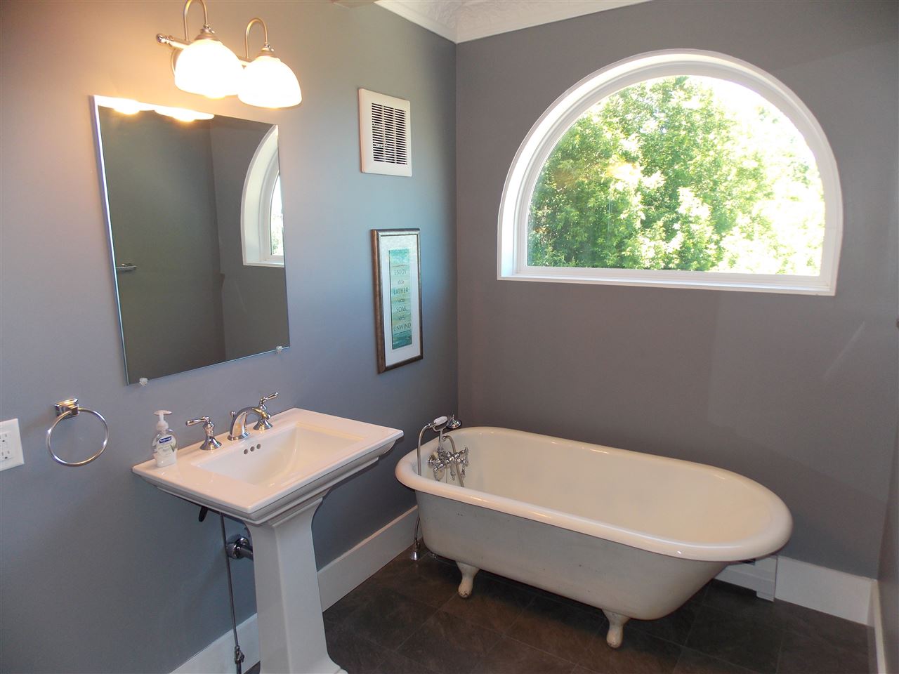 986 Lake Road Newport, VT 05855 - Photo 13 of 28 Gallery Image 13
