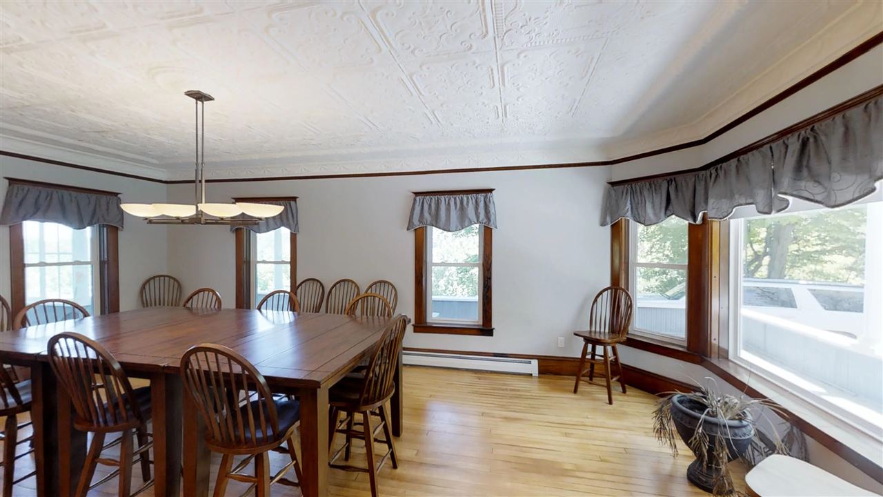 986 Lake Road Newport, VT 05855 - Photo 4 of 28 Gallery Image 4