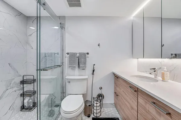 $3,600 | 3605 South Ocean Boulevard, Unit 312, South Palm Beach, FL 33480