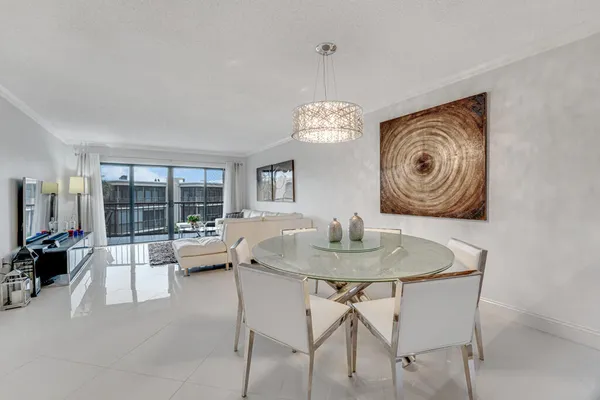 $3,600 | 3605 South Ocean Boulevard, Unit 312, South Palm Beach, FL 33480