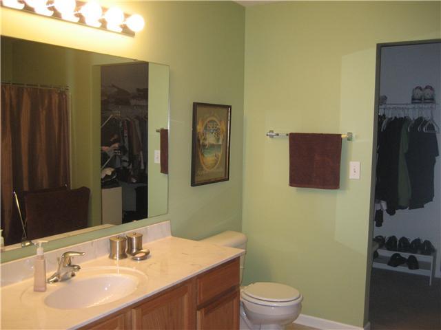 12947 Quarterback Lane Fishers, IN 46037 - Photo 11 of 18 Gallery Image 11