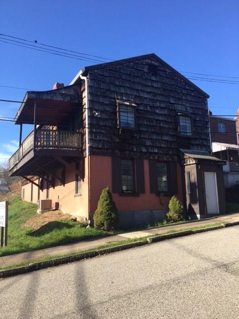 803 Rose Street McKees Rocks, PA 15136 - Photo 2 of 13