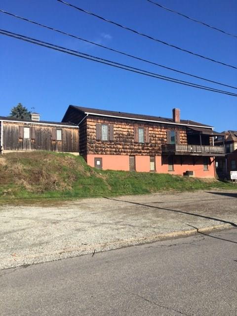 803 Rose Street McKees Rocks, PA 15136 - Photo 4 of 13