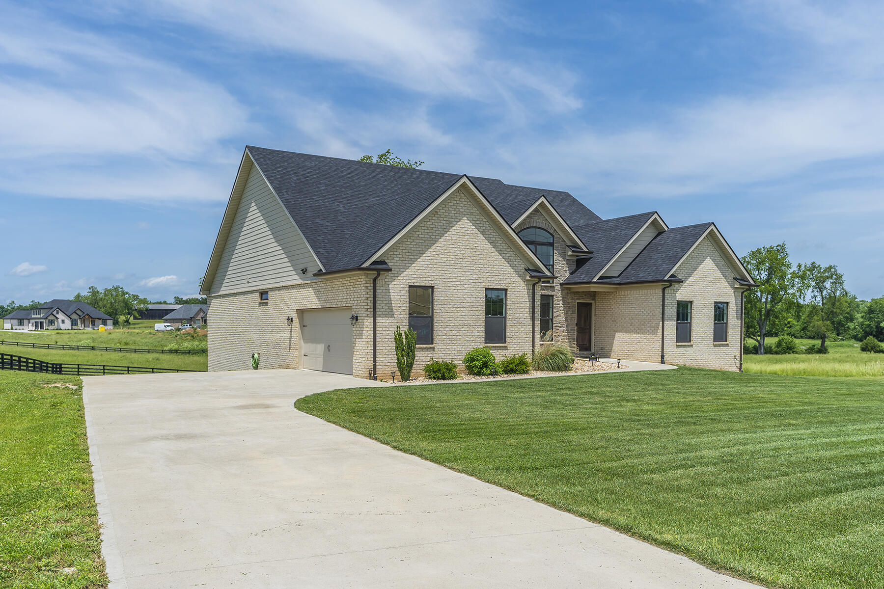 105 RIDGEFIELD Drive Nicholasville, KY 40356 - Photo 3 of 58 105ridgefield01 copy