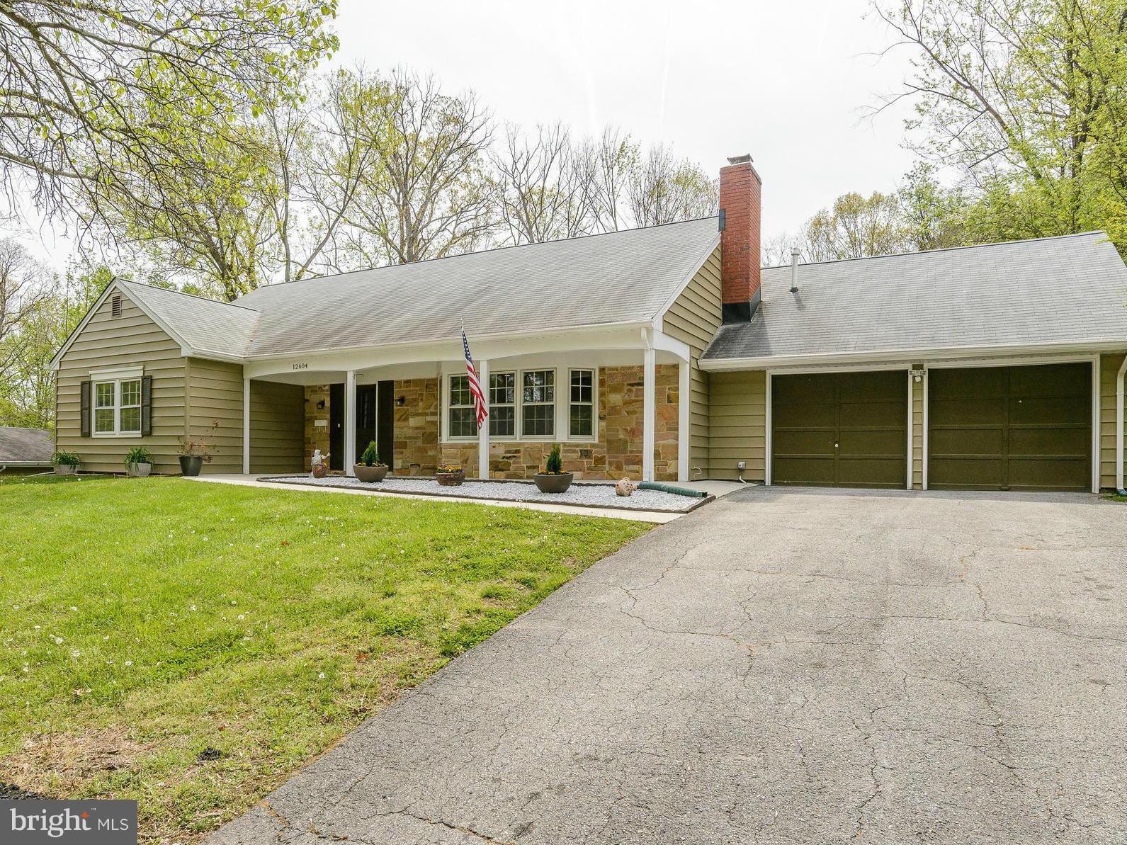 12604 Ivystone Lane Laurel, MD 20708 - Photo 2 of 30 Covered front porch and oversized two car garage