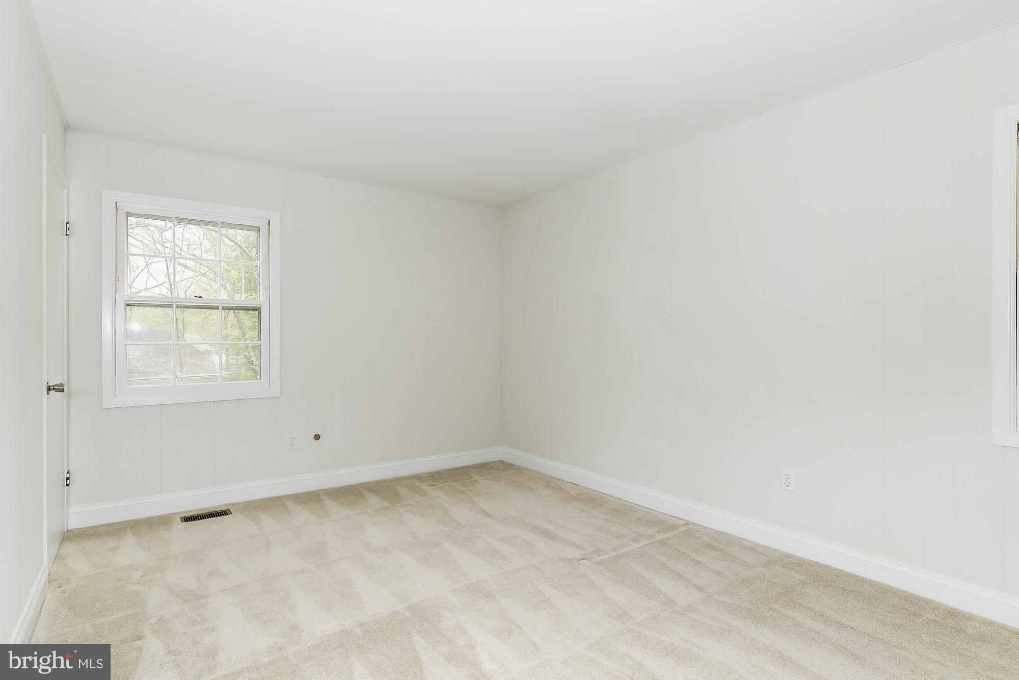 12604 Ivystone Lane Laurel, MD 20708 - Photo 21 of 30 Main level bedroom 2