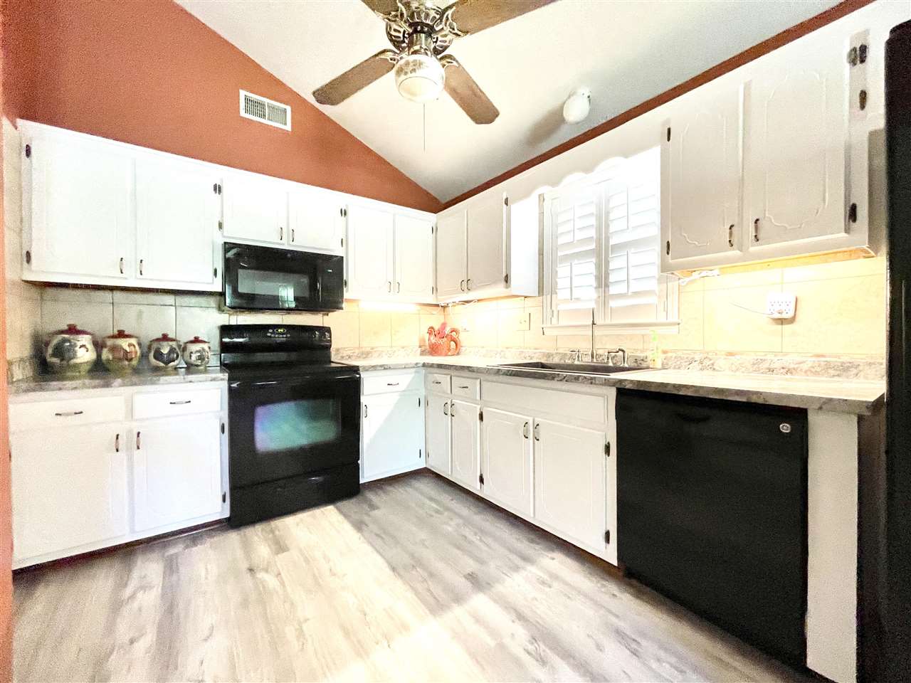 1769 Little John Road Millington, TN 38053 - Photo 9 of 23 Gallery Image 9