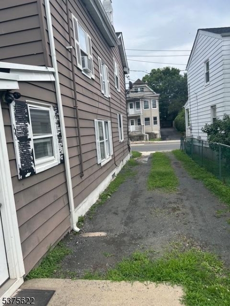 106 West Somerset Street Raritan, NJ 08869 - Photo 24 of 28