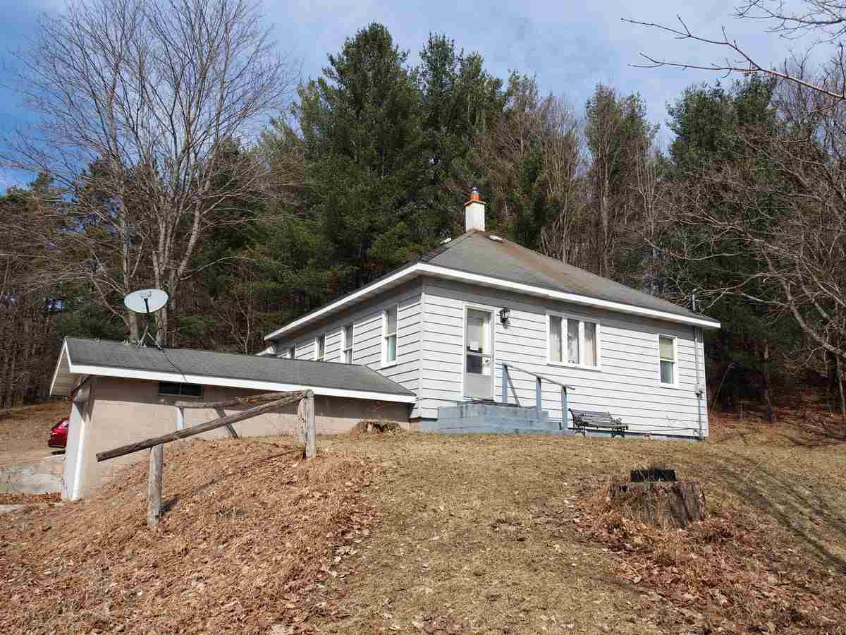 10550 Hooker Road Honor, MI 49640 - Photo 1 of 46 1844389.JPG