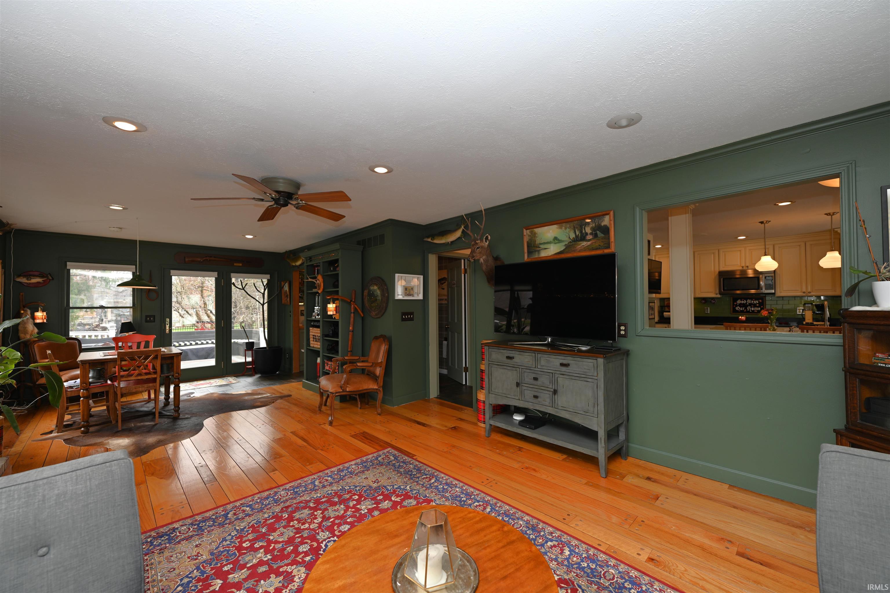 417 South Riverside Drive Winamac, IN 46996 - Photo 16 of 36