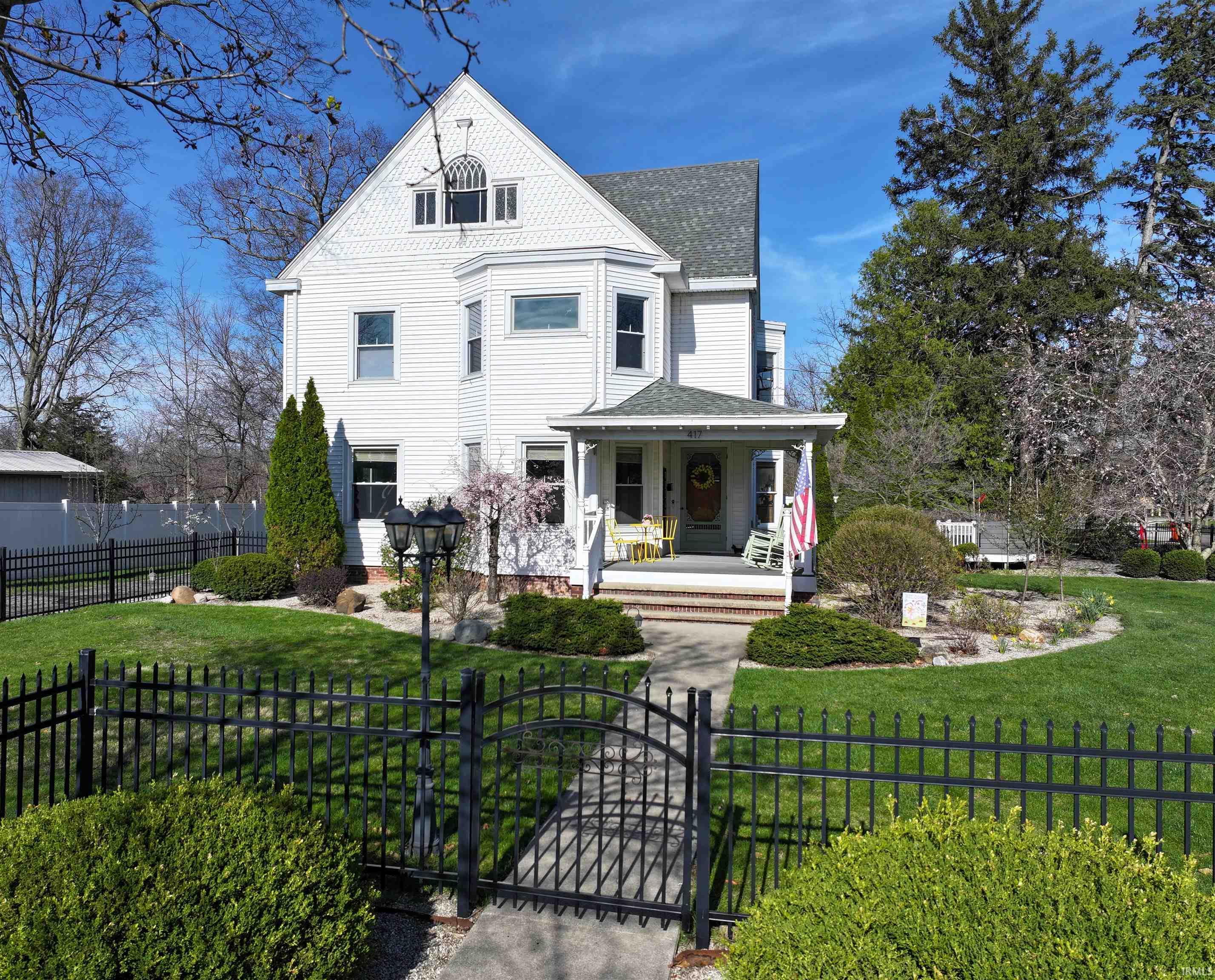 417 South Riverside Drive Winamac, IN 46996 - Photo 2 of 36