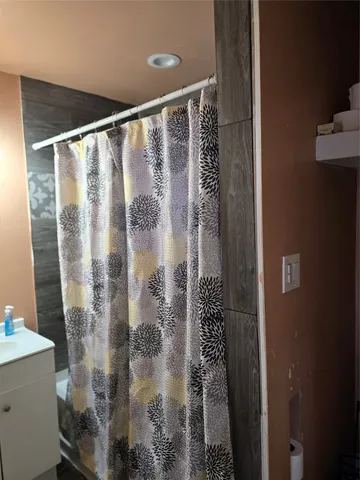 $215,000 | 908 County Road 340, Cleveland, TX 77327