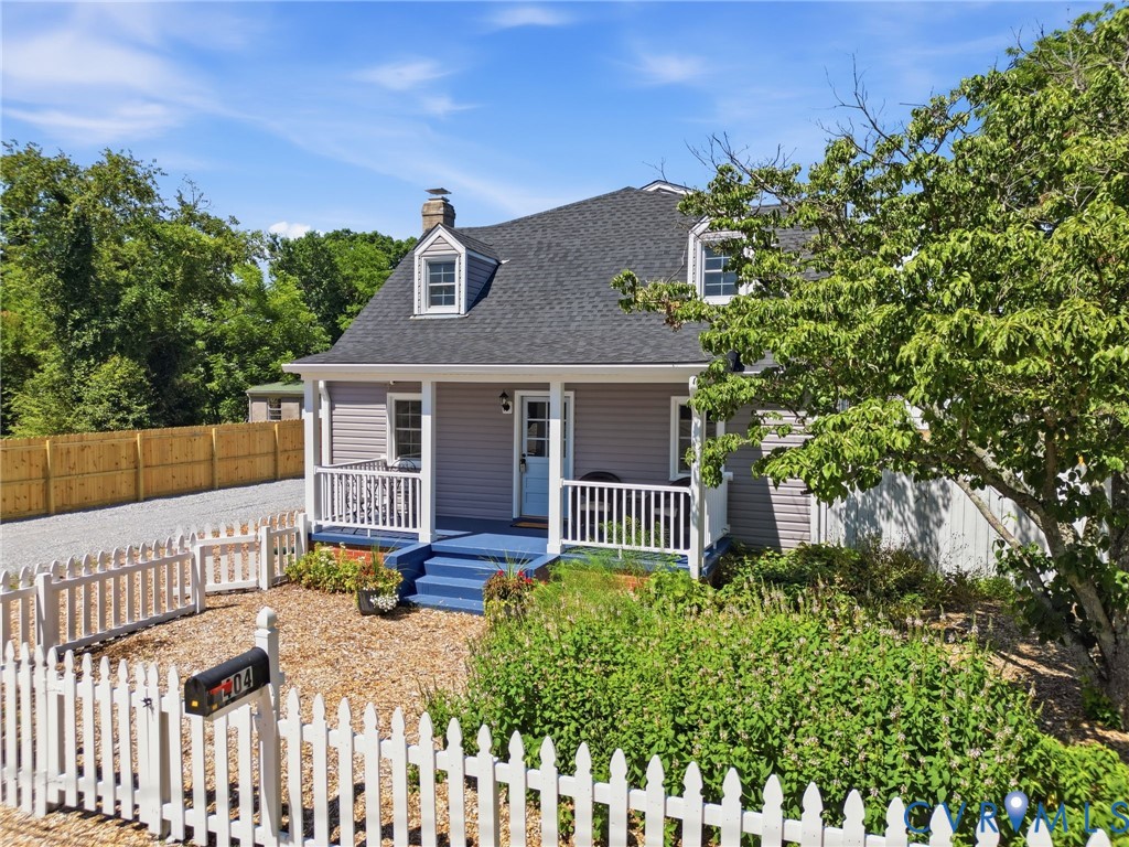 404 Short Street Ashland, VA 23005 - Photo 3 of 66