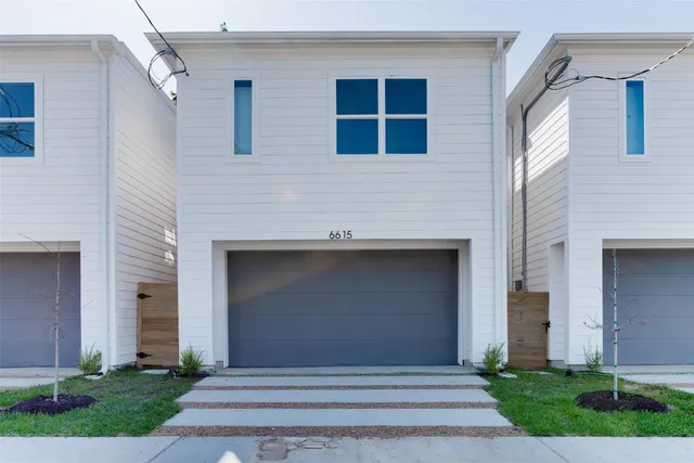 $2,150 | 6615 Ezzard Charles Lane, Houston, TX 77091