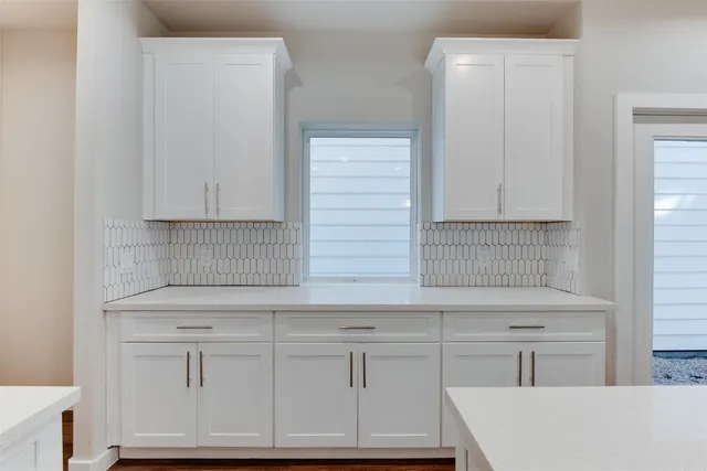 $2,150 | 6615 Ezzard Charles Lane, Houston, TX 77091