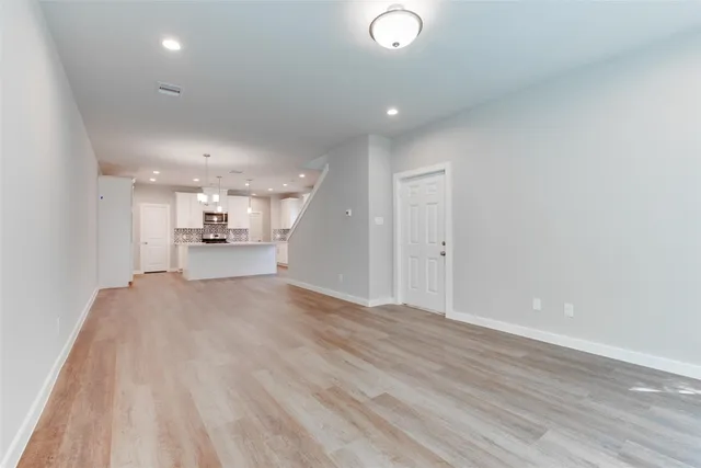 $2,150 | 6615 Ezzard Charles Lane, Houston, TX 77091