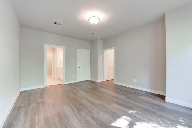 $2,150 | 6615 Ezzard Charles Lane, Houston, TX 77091