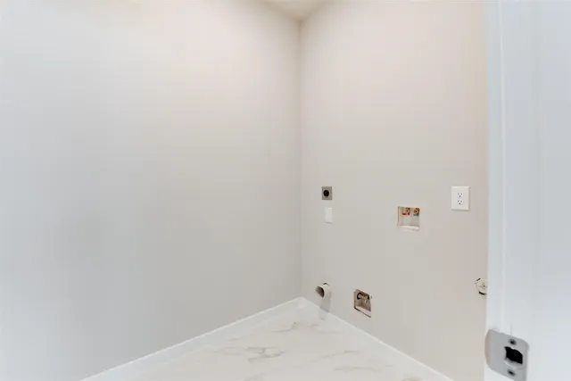 $2,150 | 6615 Ezzard Charles Lane, Houston, TX 77091