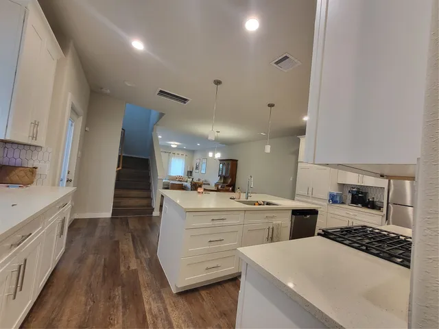 $2,150 | 6615 Ezzard Charles Lane, Houston, TX 77091