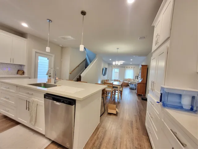 $2,150 | 6615 Ezzard Charles Lane, Houston, TX 77091