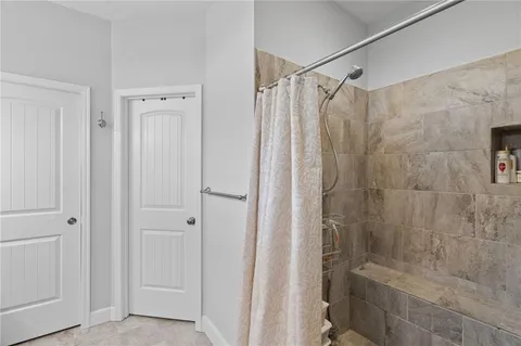 $445,000 | 605 Southeast Colonial Drive, Blue Springs, MO 64014