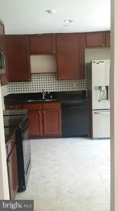 2404 Plyers Mill Road Silver Spring, MD 20902 - Photo 4 of 7 Kitchen