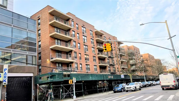 $658,888 | 137-05 Franklin Avenue, Unit 6D | Flushing