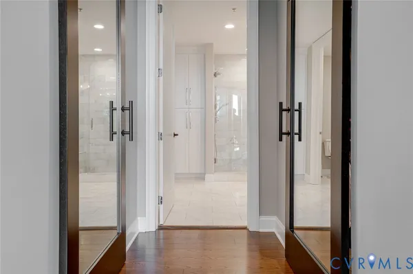 $1,095,000 | 301 Virginia Street, Unit 1706/1708, Richmond, VA 23219