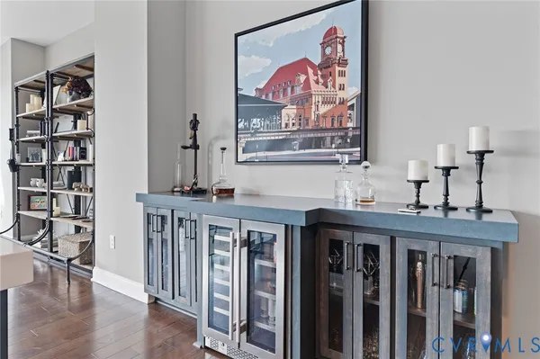 $1,095,000 | 301 Virginia Street, Unit 1706/1708, Richmond, VA 23219