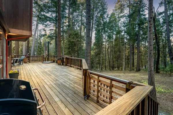 $900,000 | 11582 Red Dog Road, Nevada City, CA 95959
