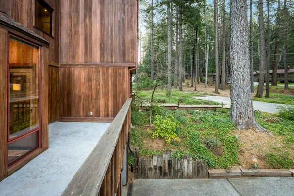 $900,000 | 11582 Red Dog Road, Nevada City, CA 95959