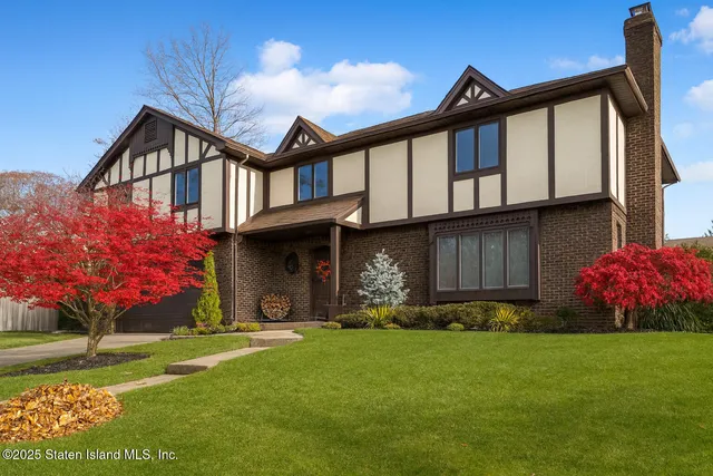 $1,349,900 | 159 Aspinwall Street | Tottenville