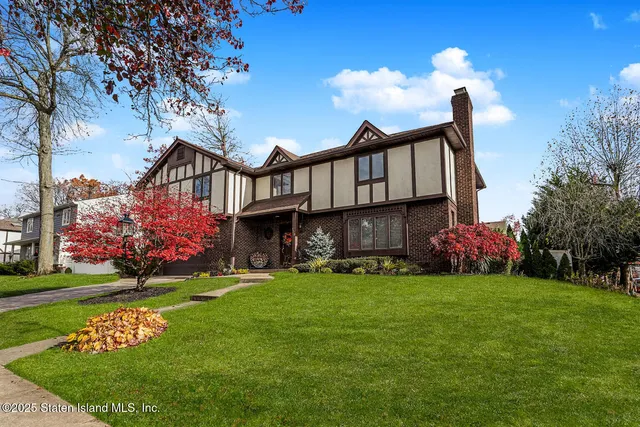 $1,349,900 | 159 Aspinwall Street | Tottenville