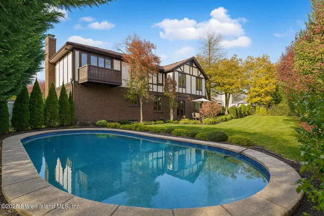 $1,349,900 | 159 Aspinwall Street | Tottenville