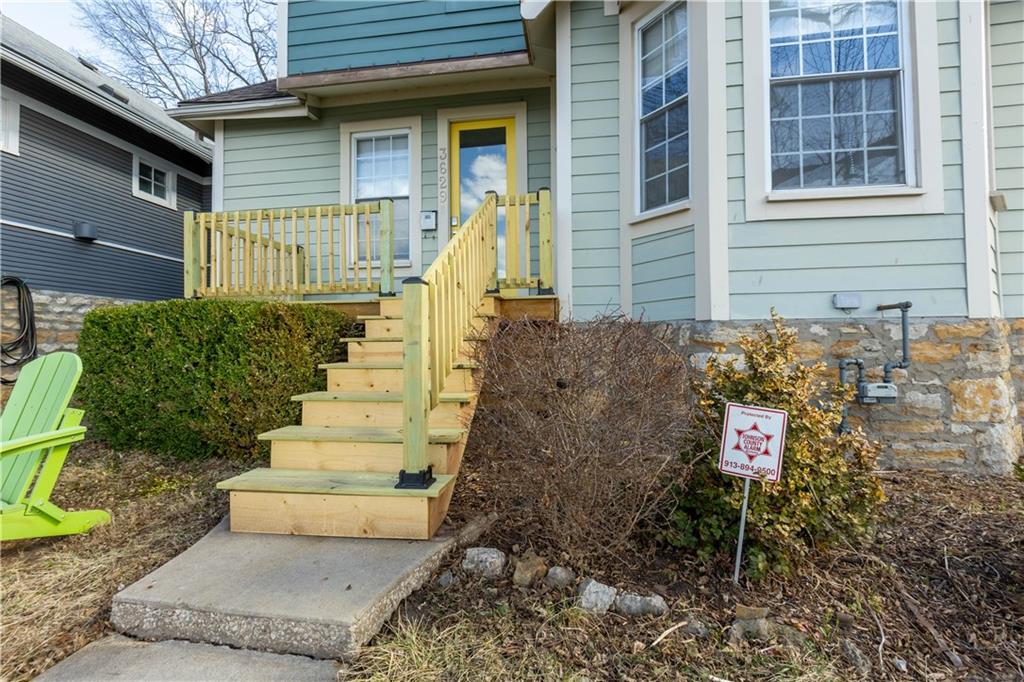 3629 State Line Road Kansas City, MO 64111 - Photo 2 of 32
