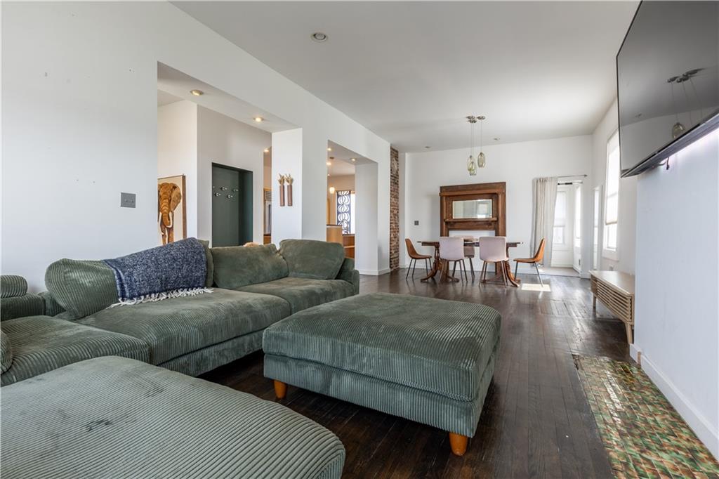 3629 State Line Road Kansas City, MO 64111 - Photo 7 of 32