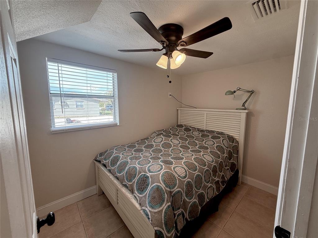 12611 1st Isle Hudson, FL 34667 - Photo 11 of 35