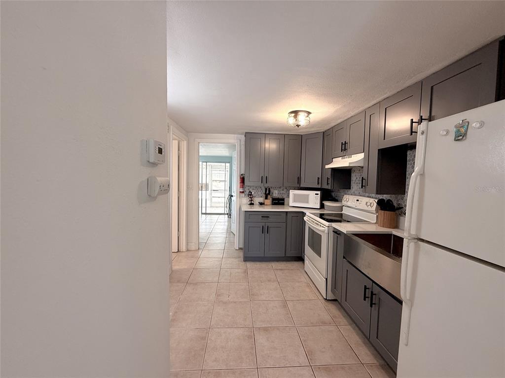 12611 1st Isle Hudson, FL 34667 - Photo 24 of 35