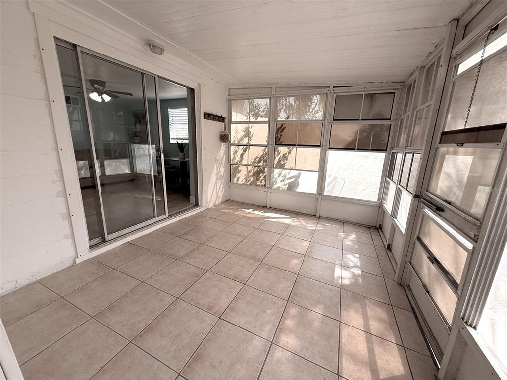 12611 1st Isle Hudson, FL 34667 - Photo 32 of 35