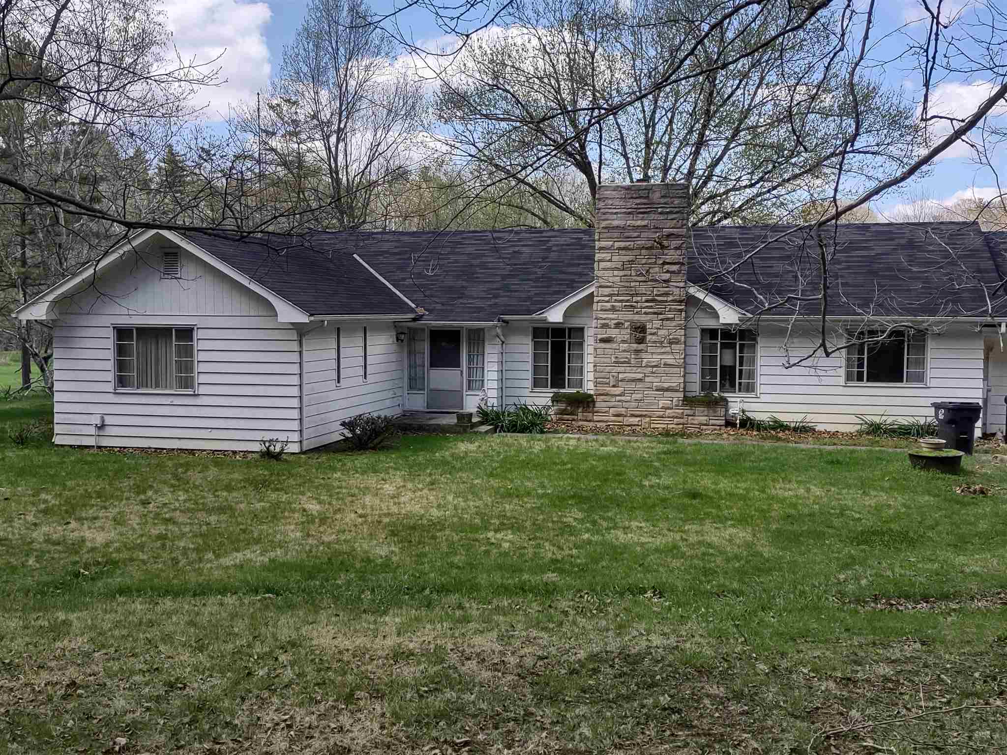 5208 West Hamilton Road South Fort Wayne, IN 46814 - Photo 1 of 1