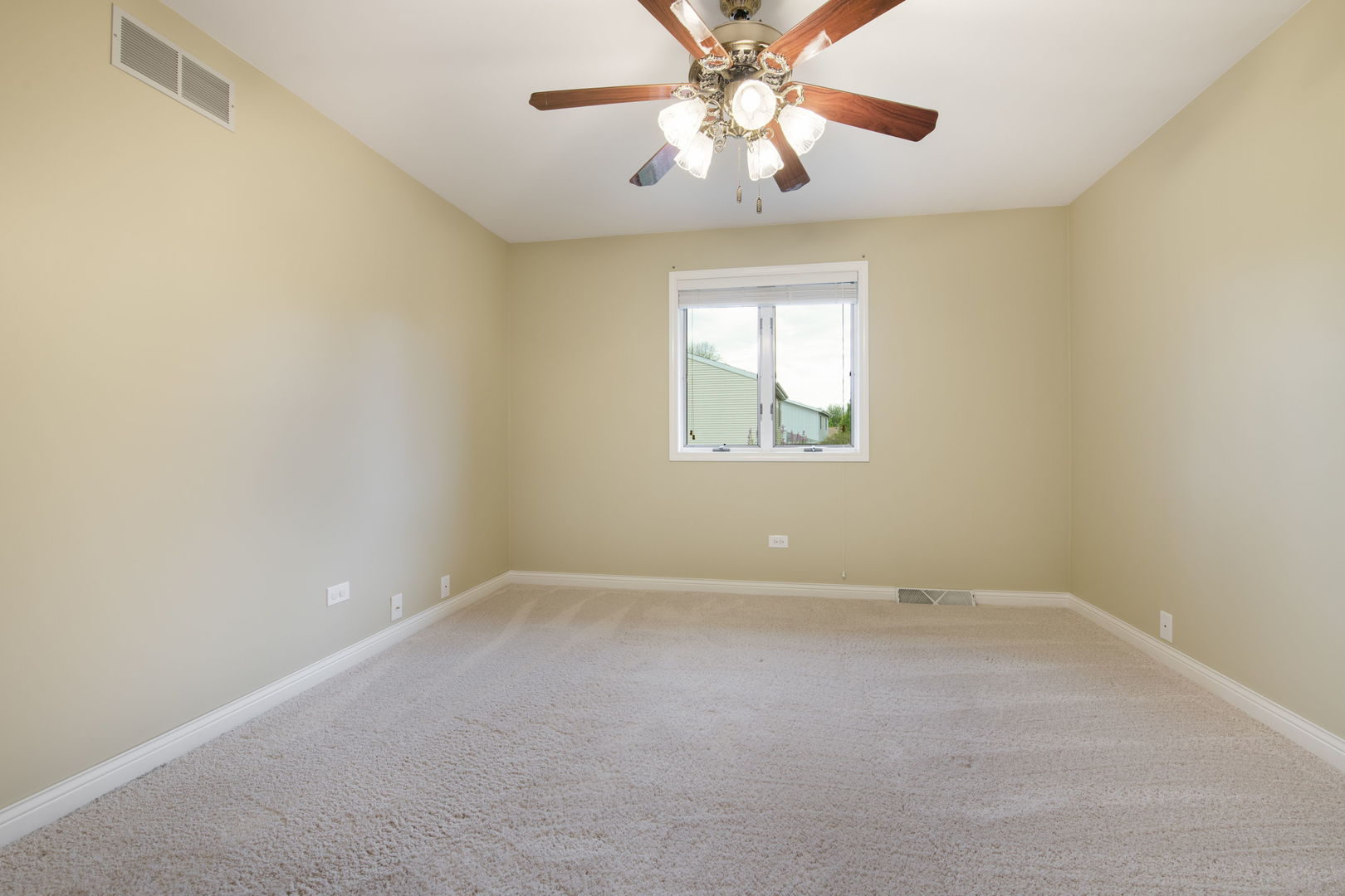 301 Greenfield Road Shorewood, IL 60404 - Photo 28 of 33