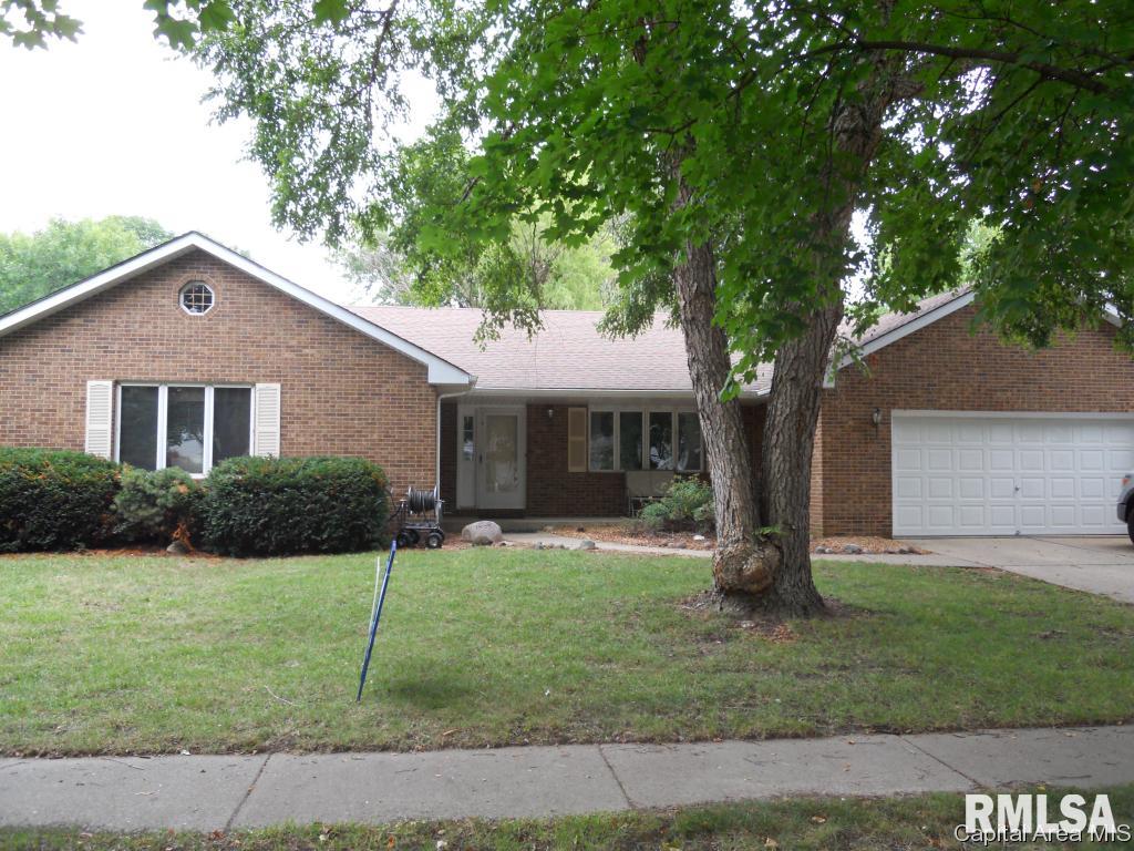 1808 Hunter Ridge Drive Springfield, IL 62704 - Photo 3 of 21 Gallery Image 3