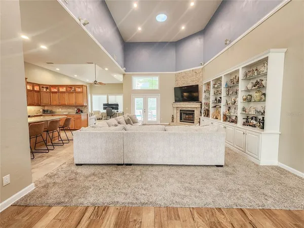 $3,800 | 1 Bay Pointe Drive, Ormond Beach, FL 32174