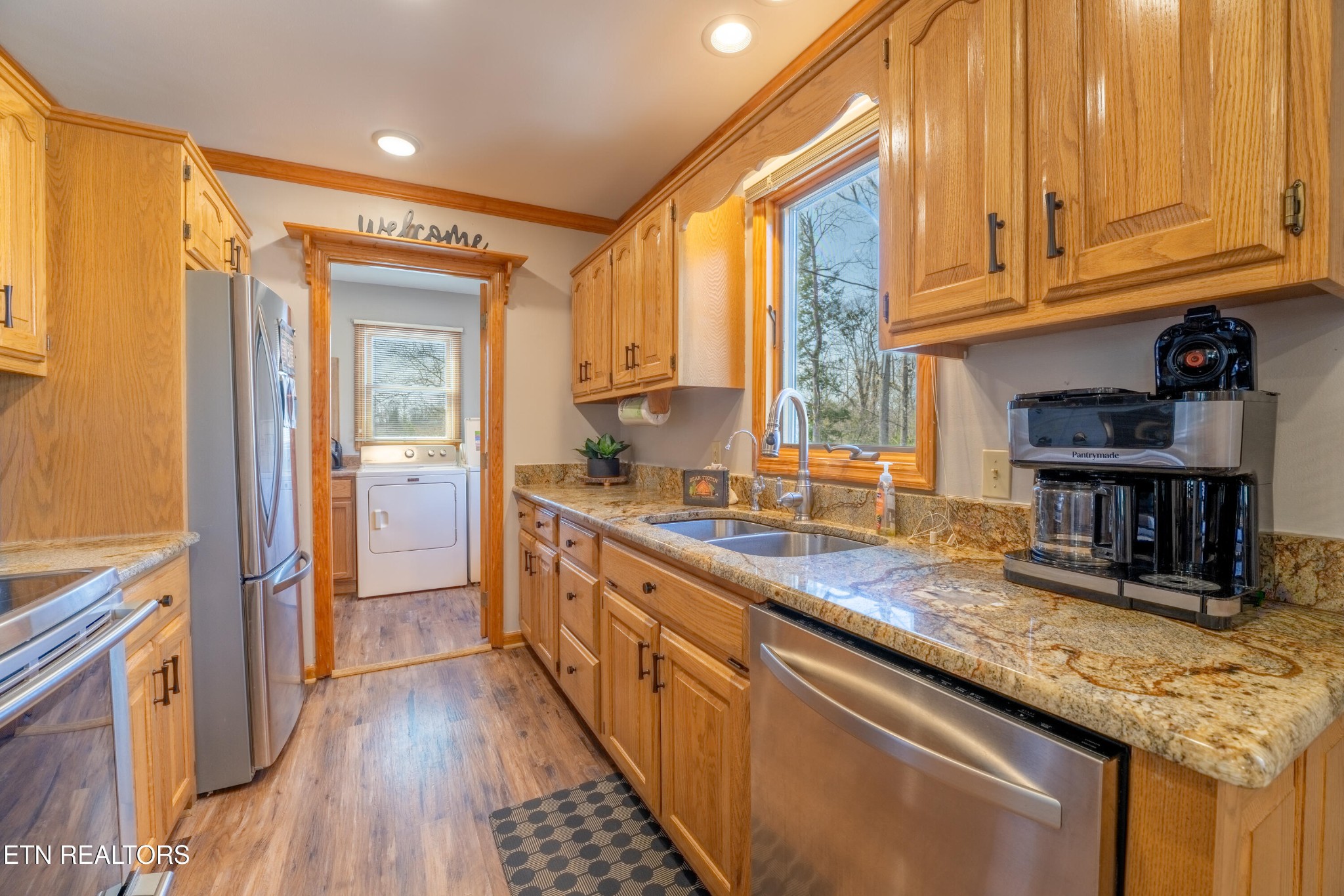 3375 Spring View Drive Sevierville, TN 37862 - Photo 13 of 52 Gallery Image 13