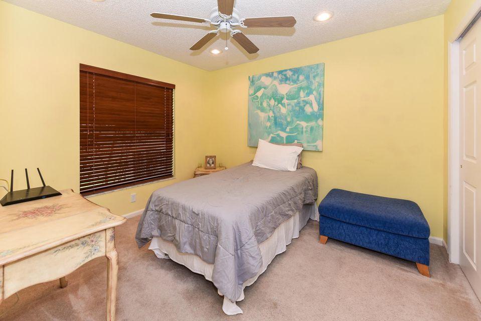 10903 Crescendo Circle Boca Raton, FL 33498 - Photo 16 of 49 4