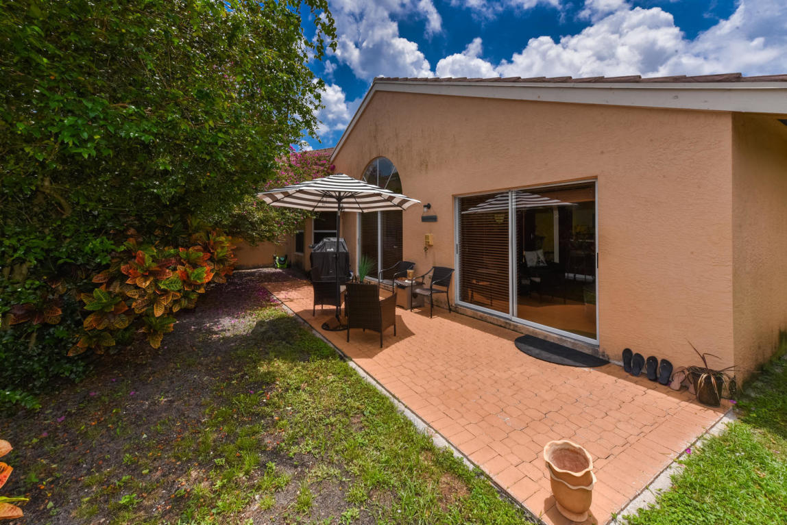 10903 Crescendo Circle Boca Raton, FL 33498 - Photo 28 of 49 22