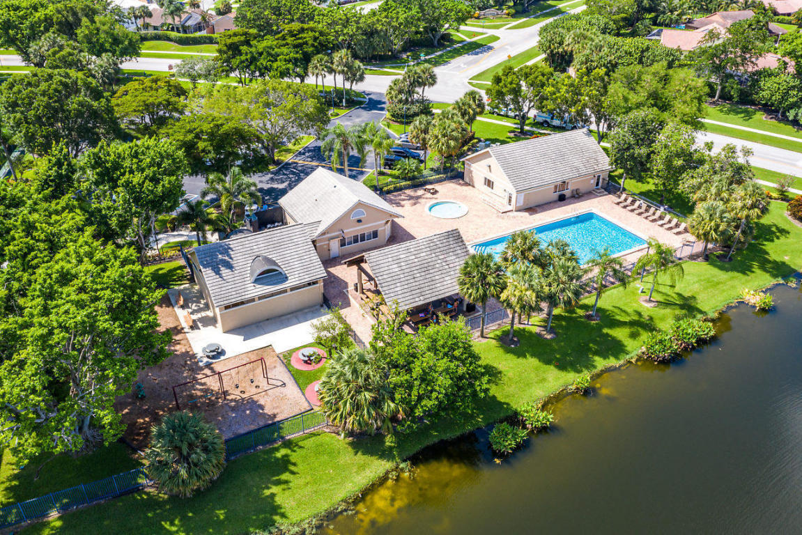 10903 Crescendo Circle Boca Raton, FL 33498 - Photo 45 of 49 29