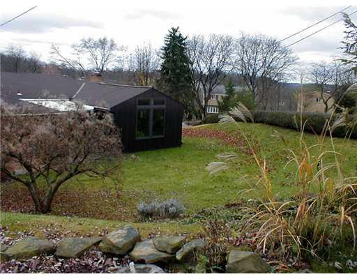 312 Orchard Spring Road Pittsburgh, PA 15220 - Photo 17 of 18 Yard/Garden.