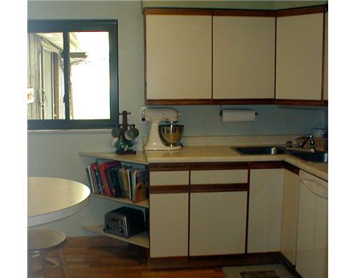 312 Orchard Spring Road Pittsburgh, PA 15220 - Photo 7 of 18 Kitchen.